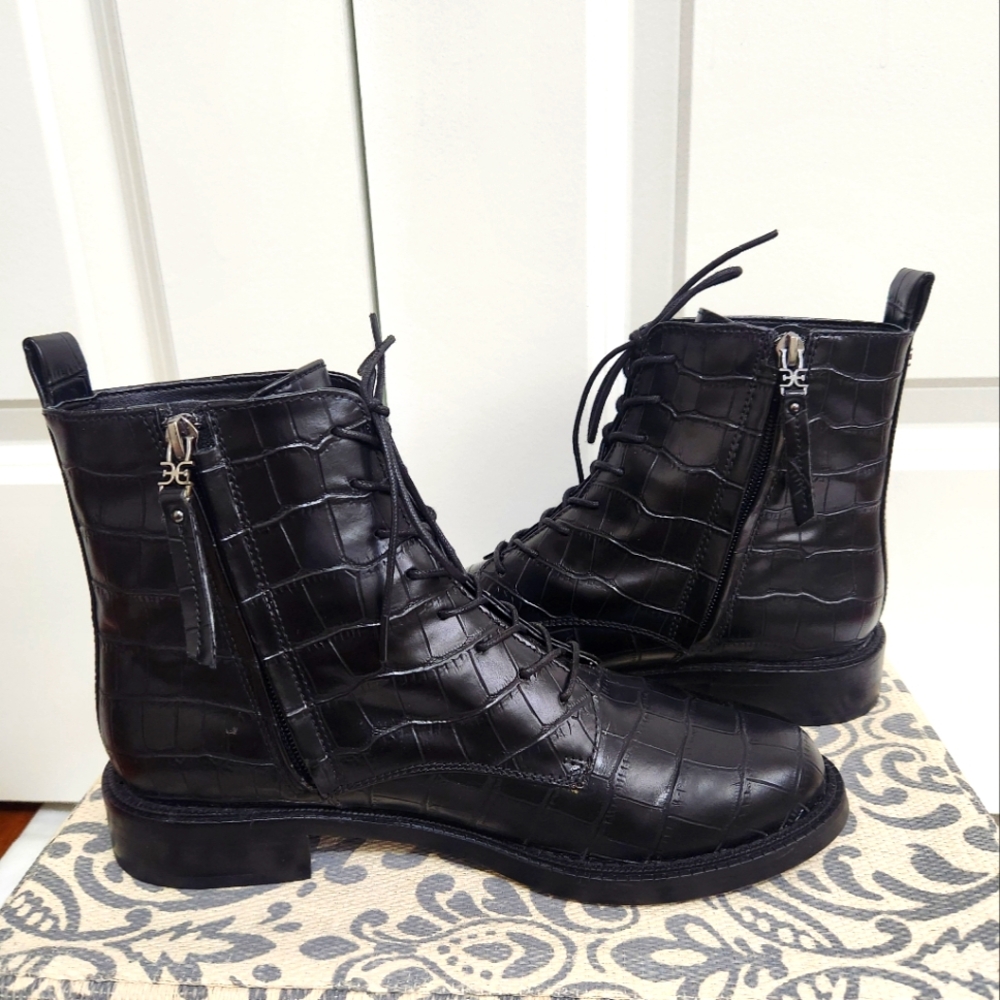 Sam Edelman  Nina Black Crocodile Print Combat Boots 8M - Picture 3 of 7